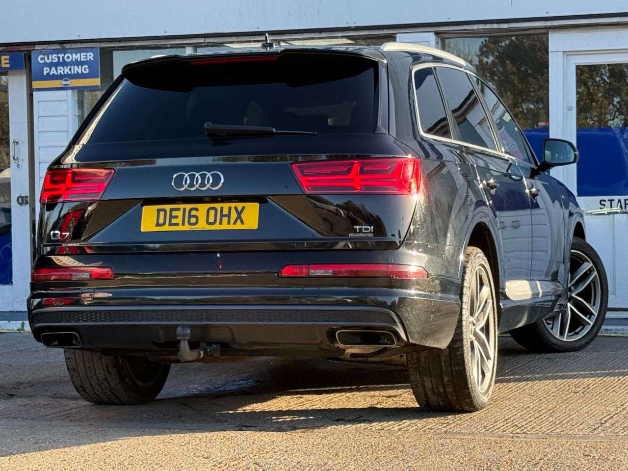 2016 AUDI Q7 2016 AUDI Q7