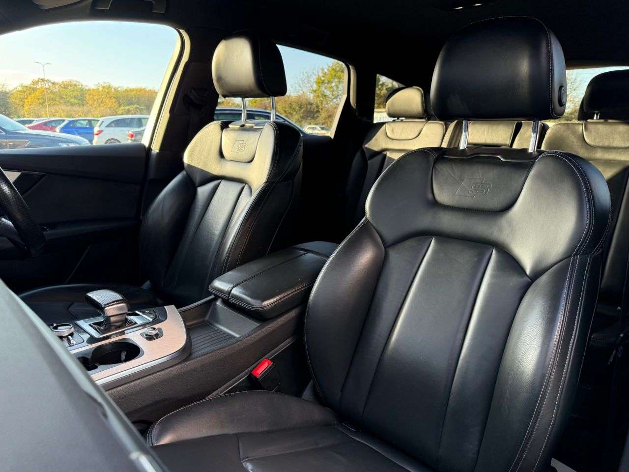 2016 AUDI Q7 2016 AUDI Q7