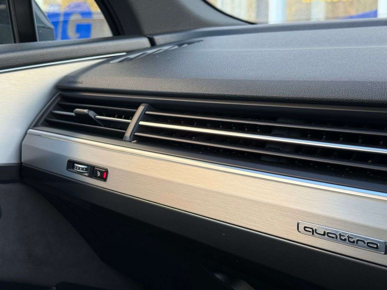 2016 AUDI Q7 2016 AUDI Q7