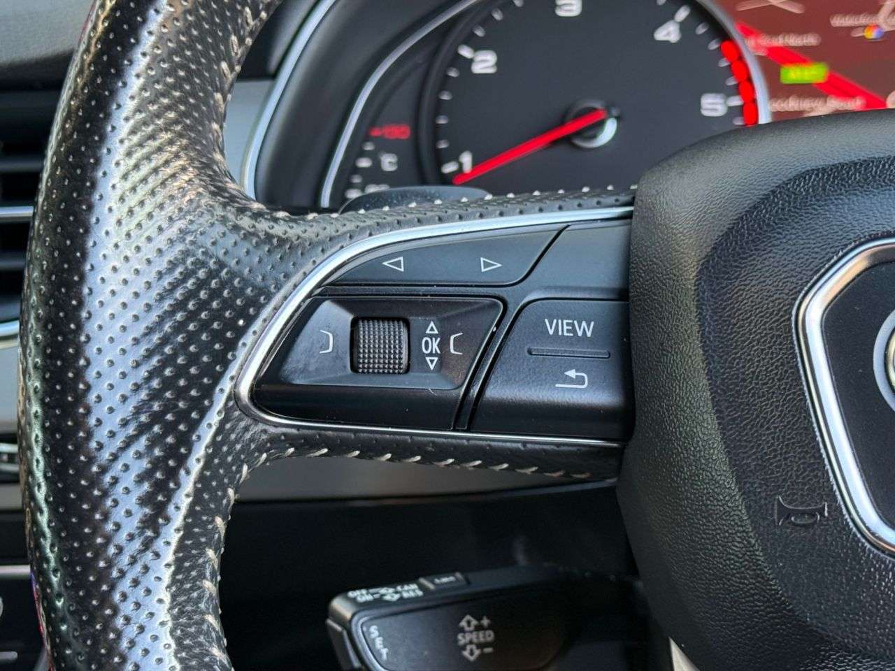 2016 AUDI Q7 2016 AUDI Q7