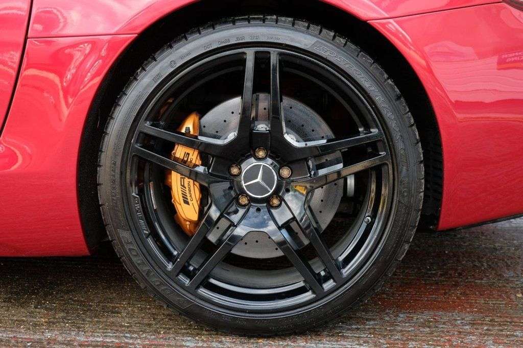 2011 MERCEDES SLS 2011 MERCEDES SLS