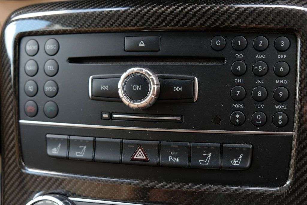 2011 MERCEDES SLS 2011 MERCEDES SLS