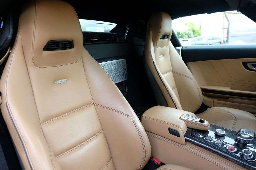 2011 MERCEDES SLS 2011 MERCEDES SLS