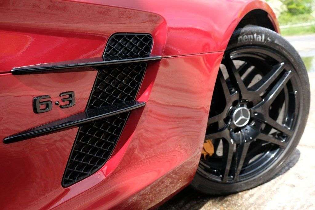 2011 MERCEDES SLS 2011 MERCEDES SLS