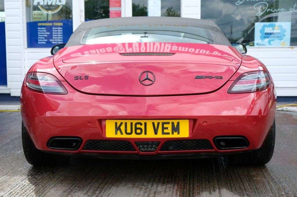 2011 MERCEDES SLS 2011 MERCEDES SLS
