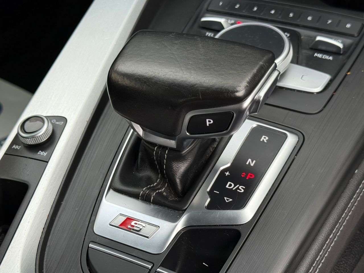 2017 AUDI S5 2017 AUDI S5