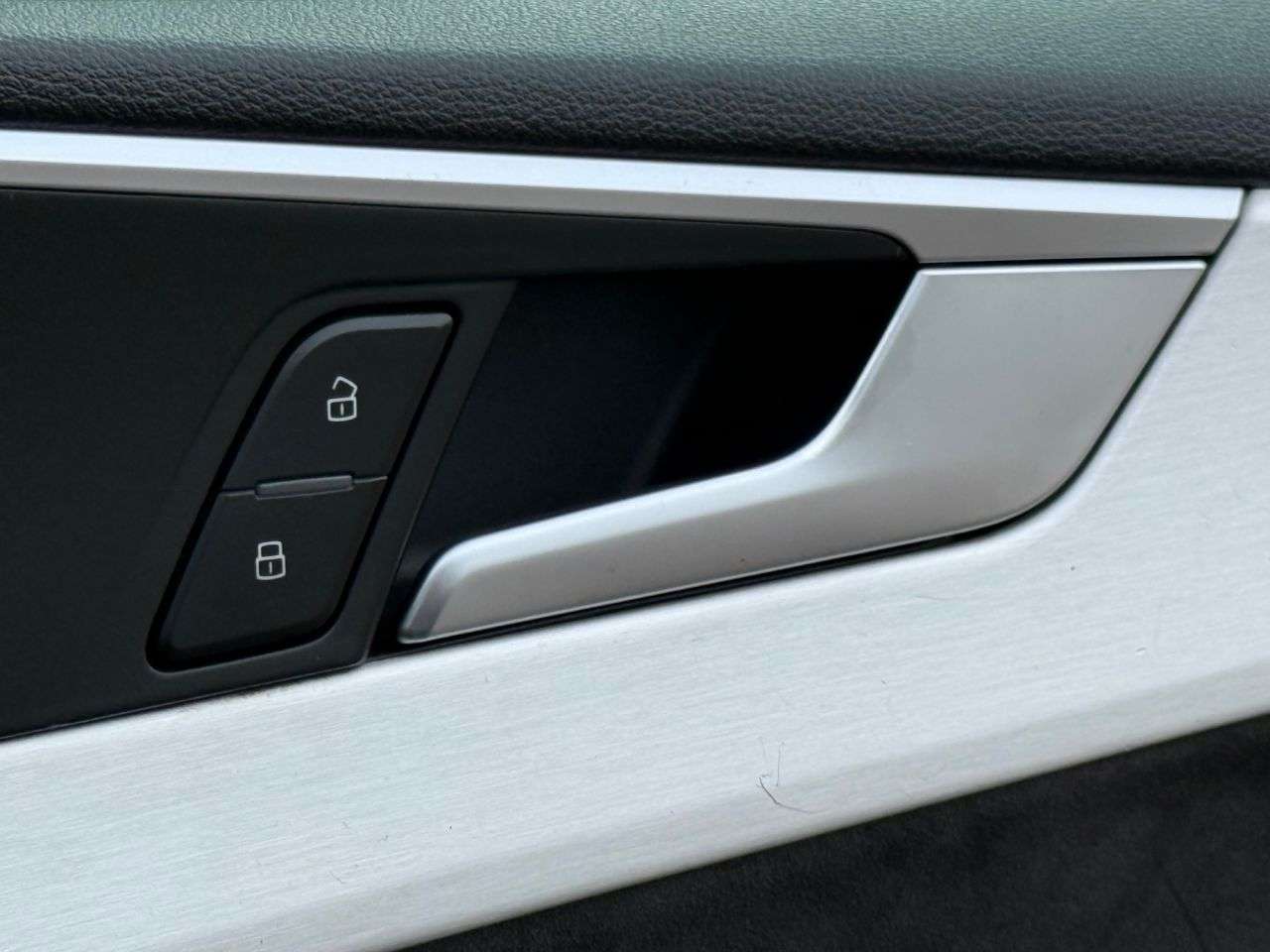 2017 AUDI S5 2017 AUDI S5