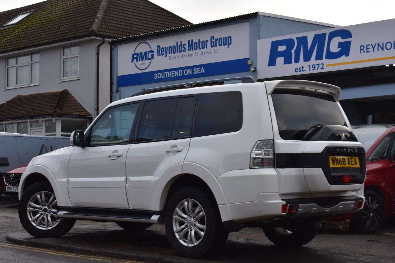 2018 MITSUBISHI SHOGUN 2018 MITSUBISHI SHOGUN