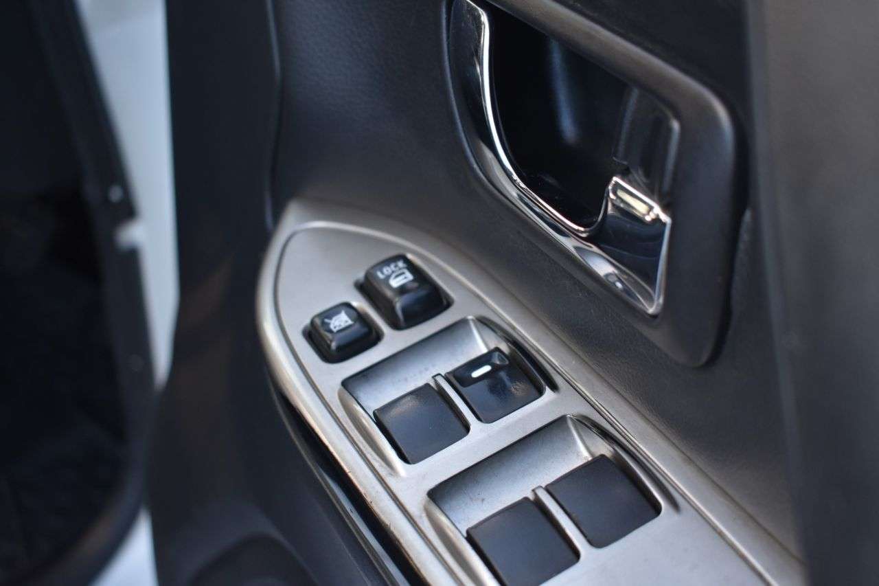 2018 MITSUBISHI SHOGUN 2018 MITSUBISHI SHOGUN