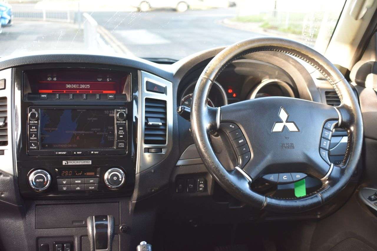 2018 MITSUBISHI SHOGUN 2018 MITSUBISHI SHOGUN