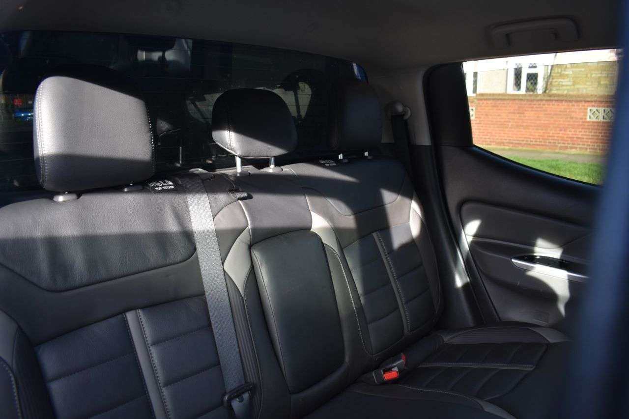 0 MITSUBISHI L200 0 MITSUBISHI L200