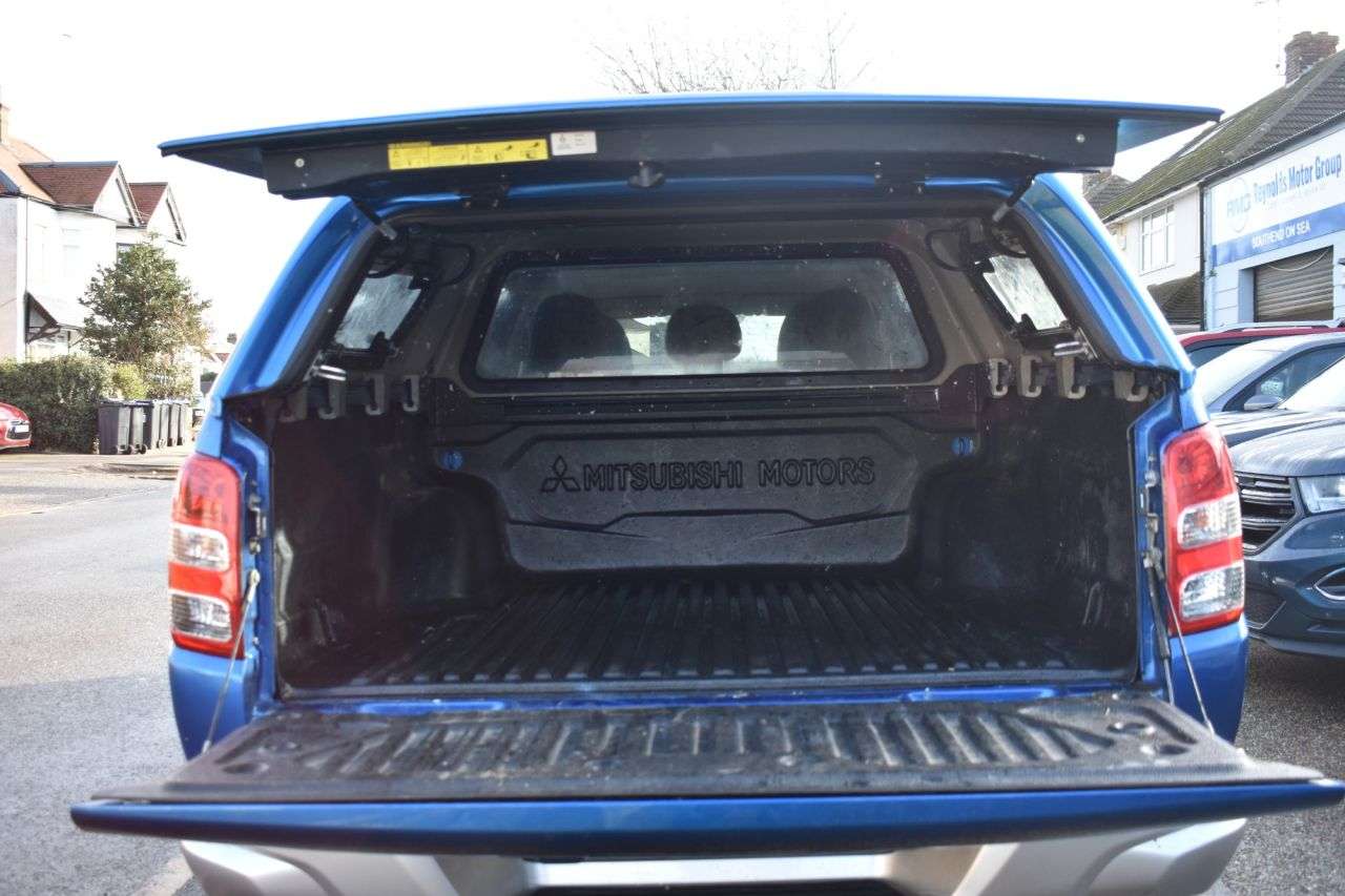 0 MITSUBISHI L200 0 MITSUBISHI L200