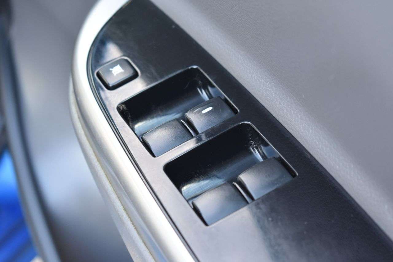 0 MITSUBISHI L200 0 MITSUBISHI L200