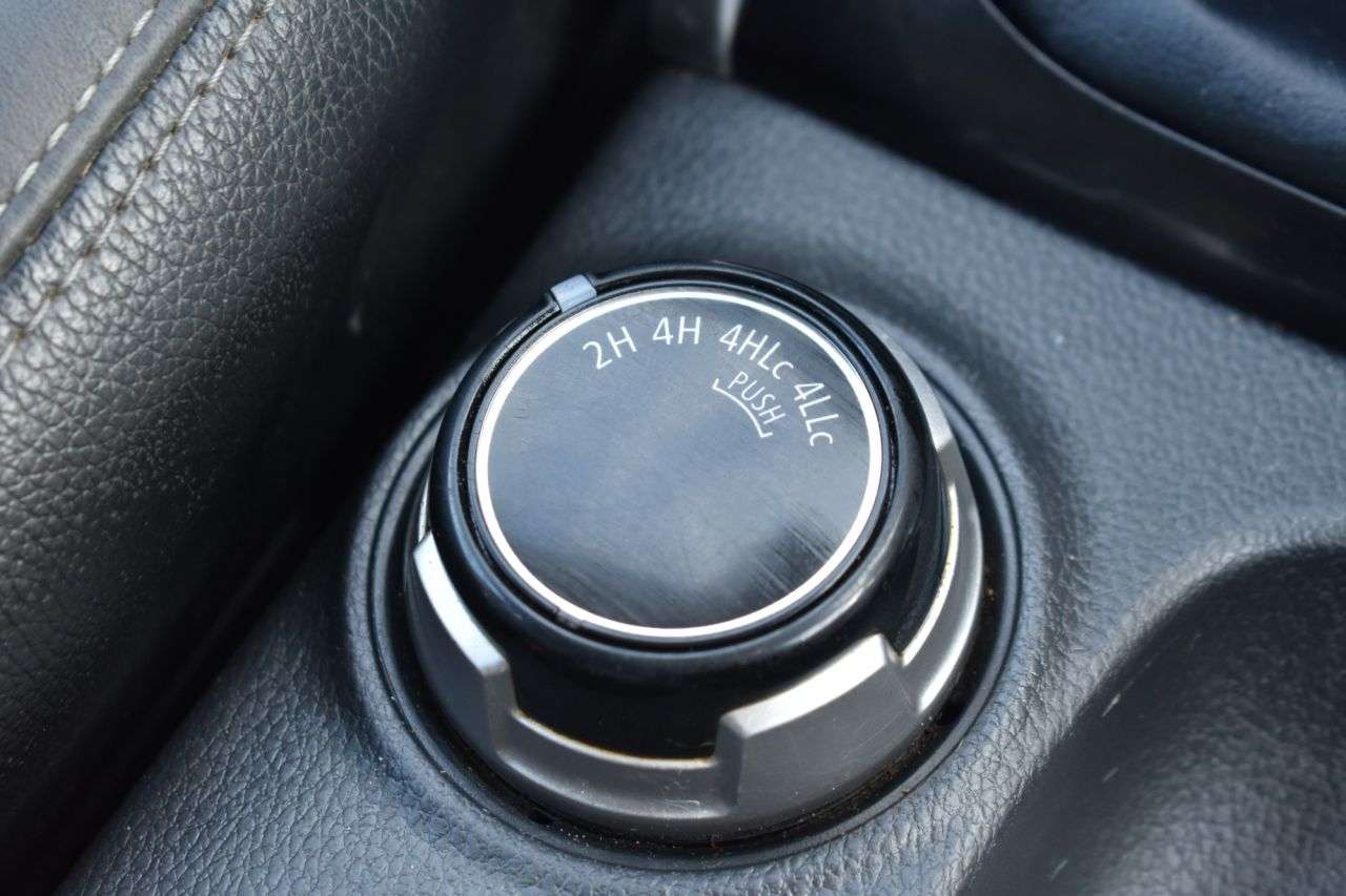 0 MITSUBISHI L200 0 MITSUBISHI L200