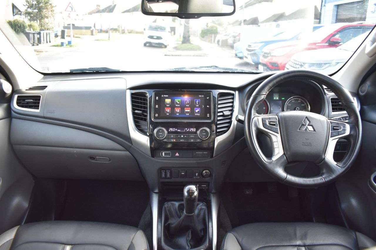 0 MITSUBISHI L200 0 MITSUBISHI L200