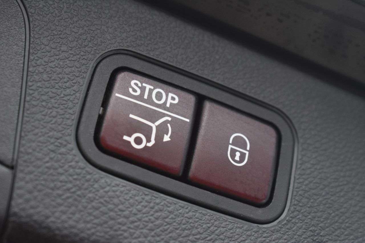 2016 MERCEDES-BENZ GLC 2016 MERCEDES-BENZ GLC