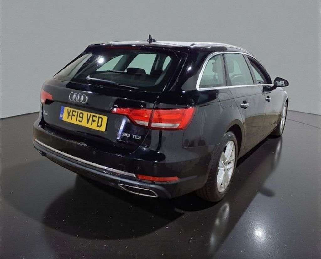 2019 AUDI A4 AVANT 2019 AUDI A4 AVANT