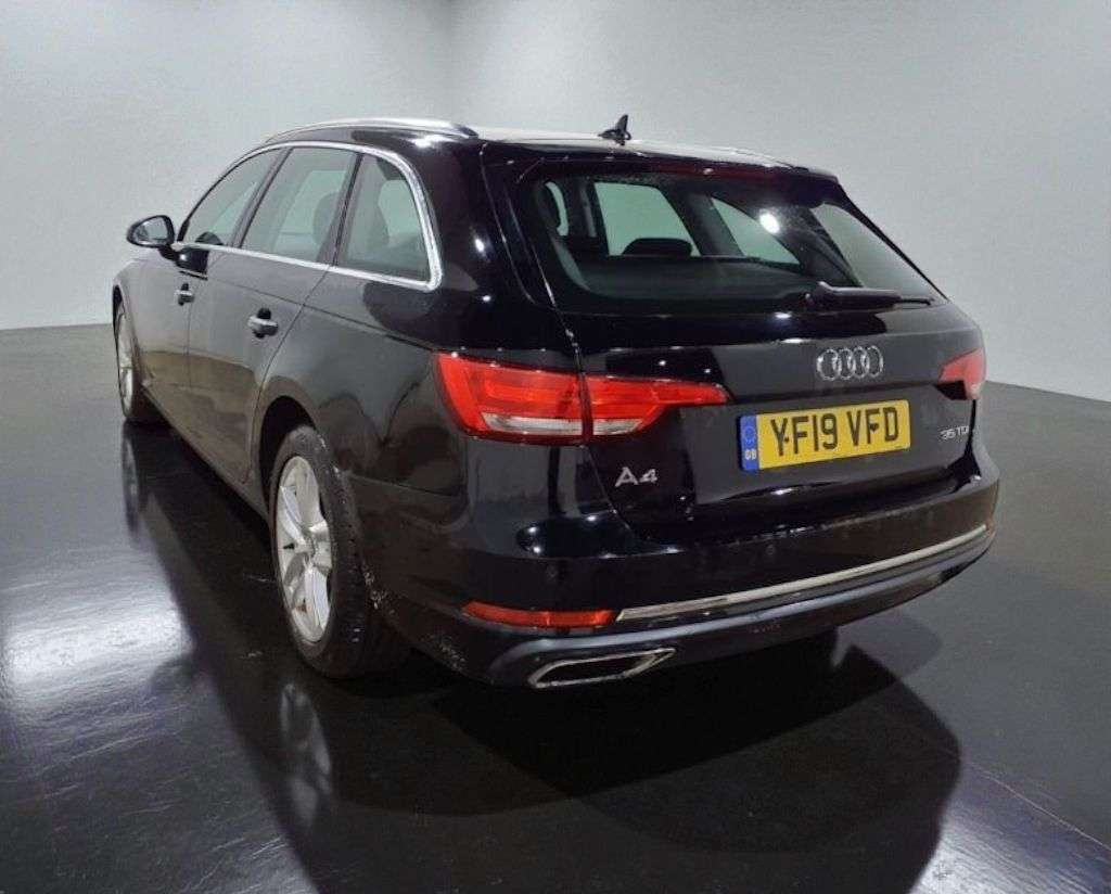 2019 AUDI A4 AVANT 2019 AUDI A4 AVANT
