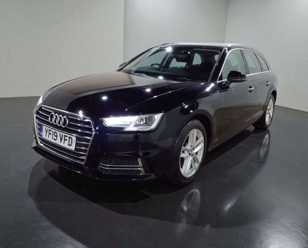 2019 AUDI A4 AVANT 2019 AUDI A4 AVANT