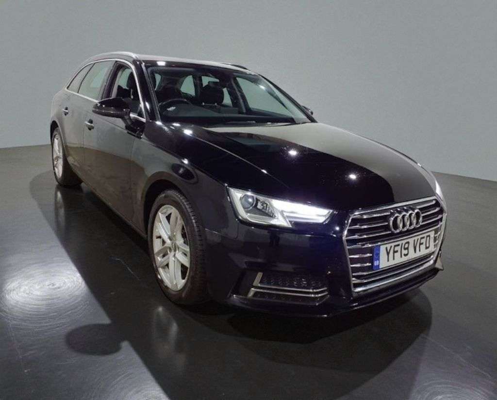 Check out this Audi A4 Avant 2019 Diesel Automatic