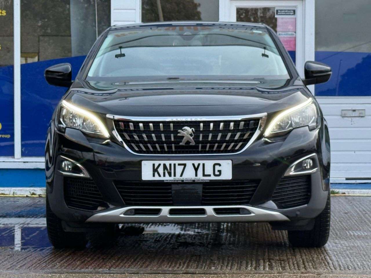 2017 PEUGEOT 3008 2017 PEUGEOT 3008