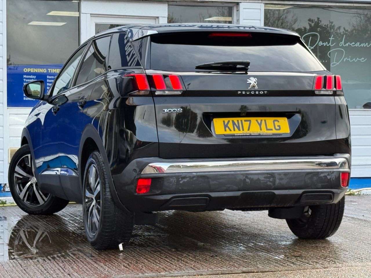 2017 PEUGEOT 3008 2017 PEUGEOT 3008