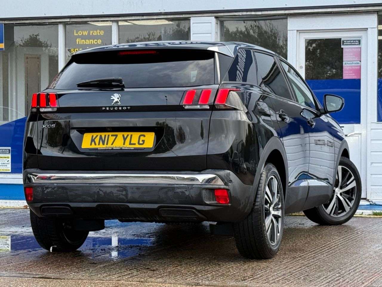 2017 PEUGEOT 3008 2017 PEUGEOT 3008