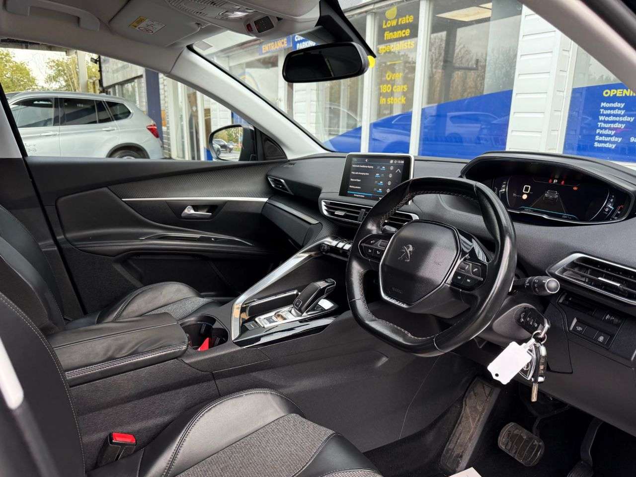 2017 PEUGEOT 3008 2017 PEUGEOT 3008