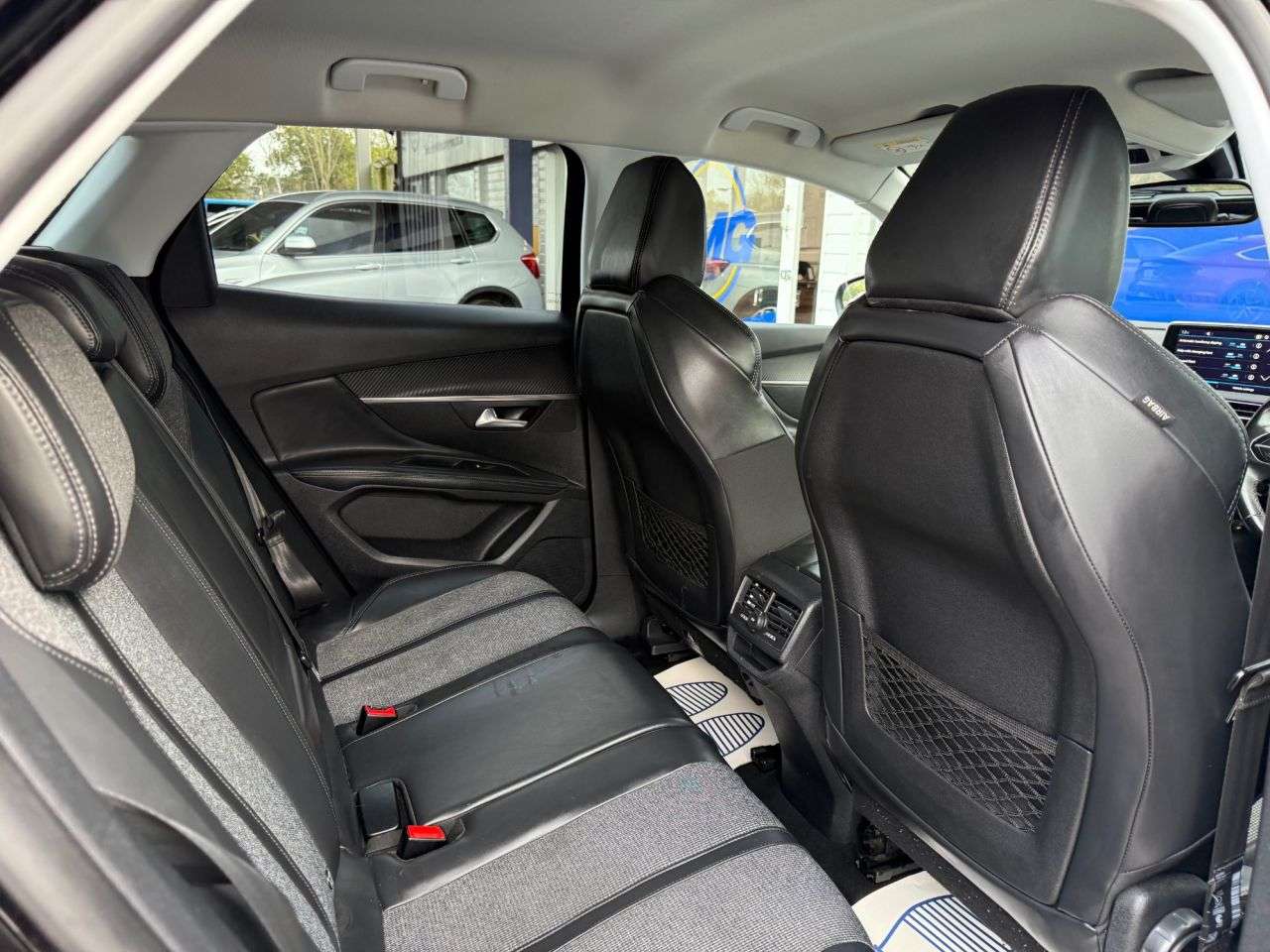 2017 PEUGEOT 3008 2017 PEUGEOT 3008