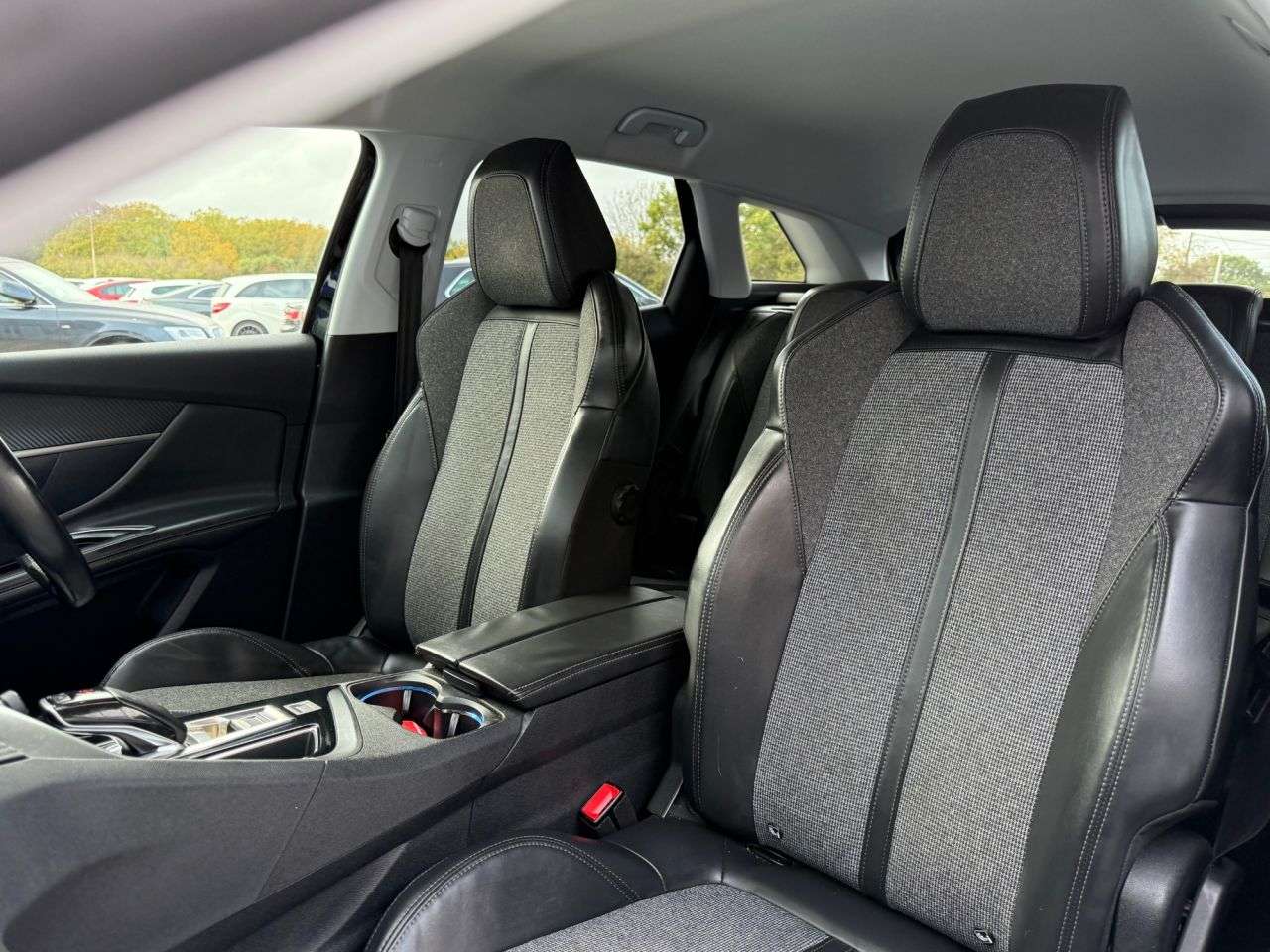 2017 PEUGEOT 3008 2017 PEUGEOT 3008