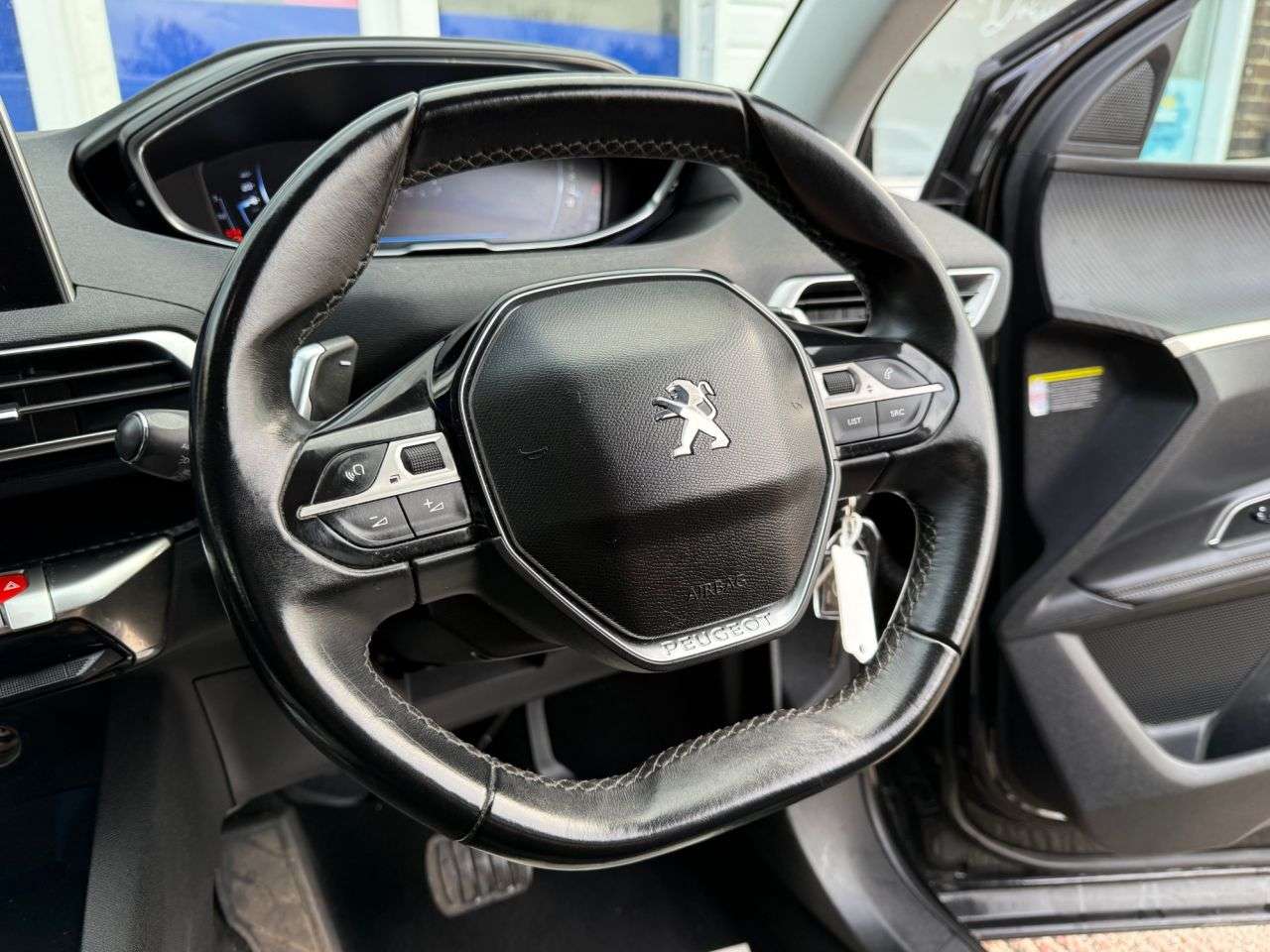 2017 PEUGEOT 3008 2017 PEUGEOT 3008