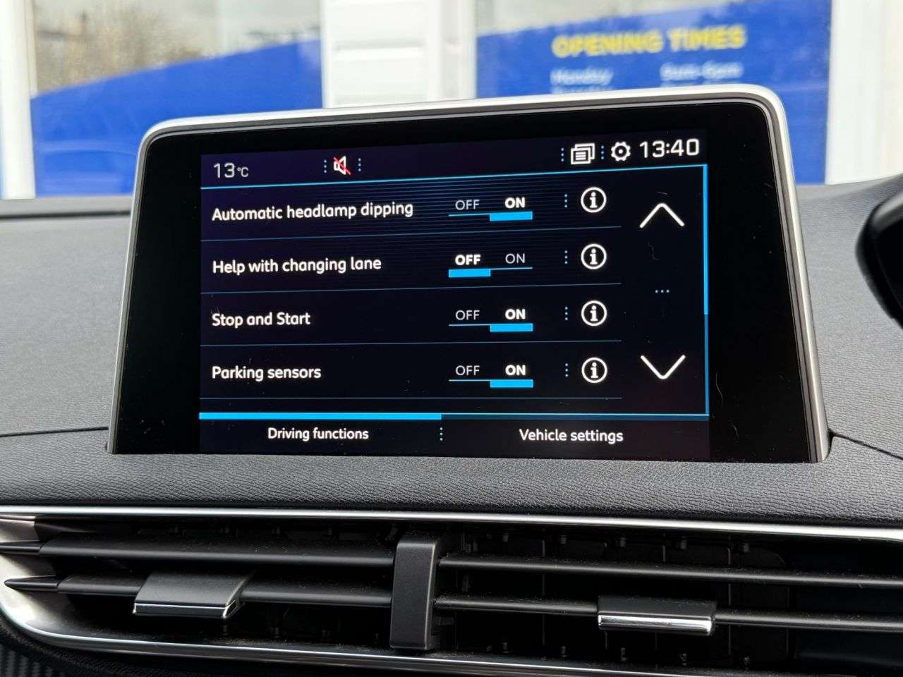 2017 PEUGEOT 3008 2017 PEUGEOT 3008