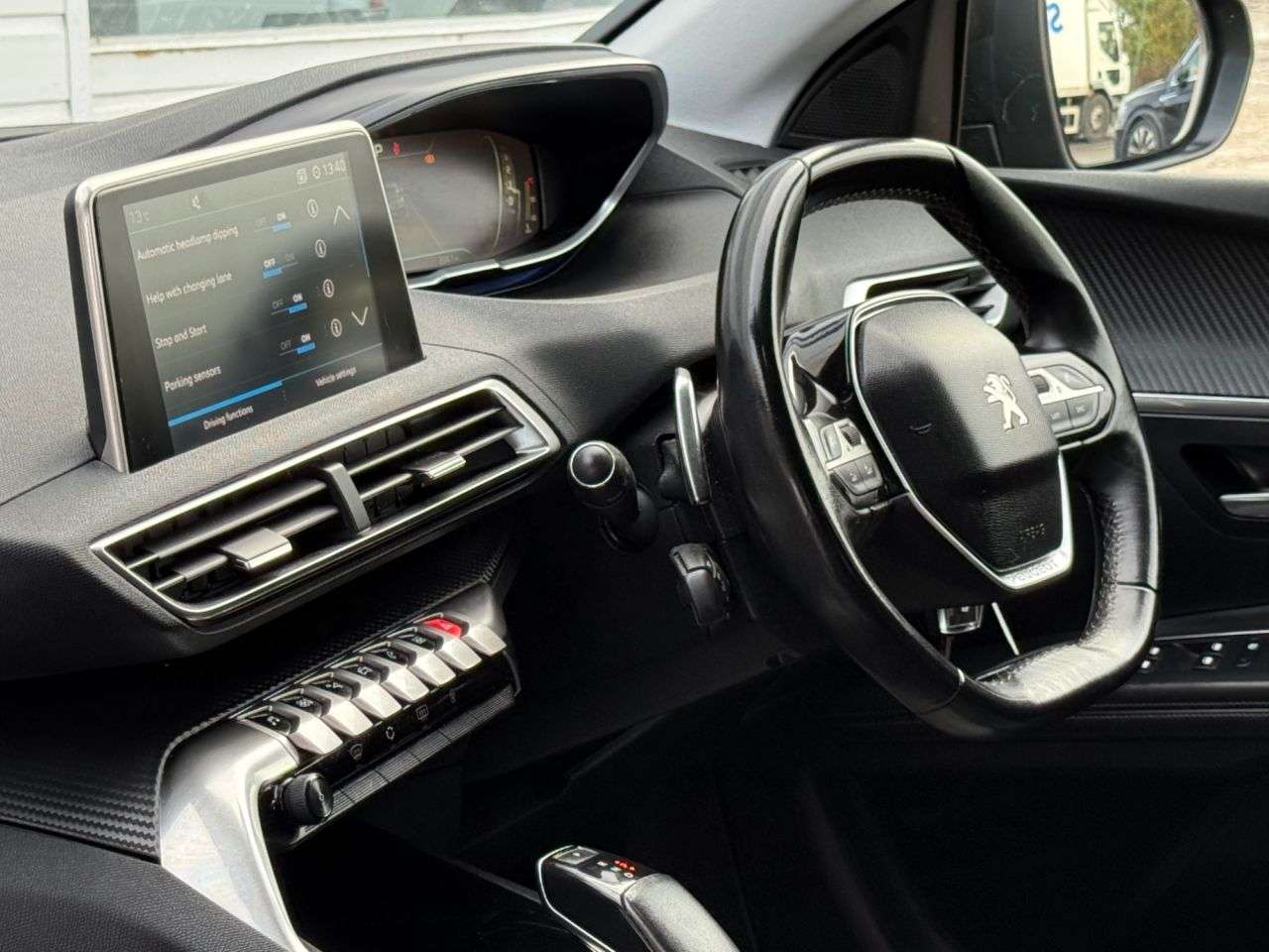 2017 PEUGEOT 3008 2017 PEUGEOT 3008