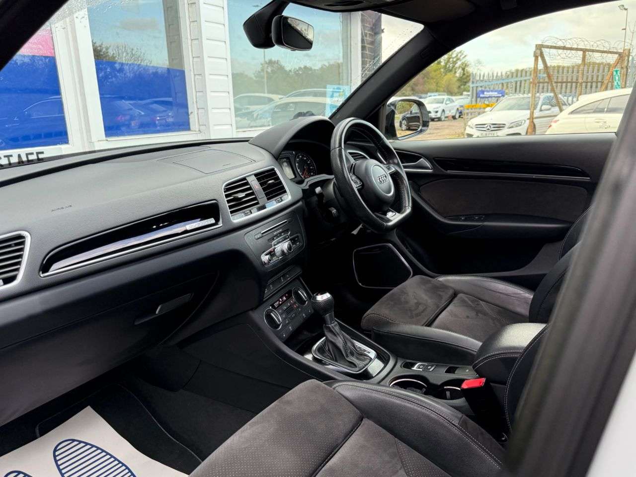 2017 AUDI Q3 2017 AUDI Q3