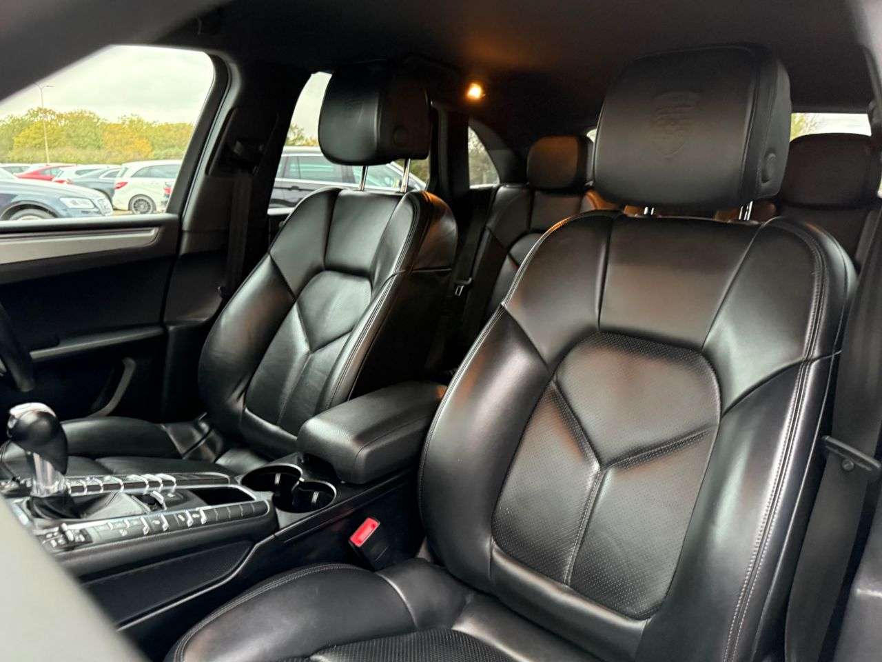 2018 PORSCHE MACAN 2018 PORSCHE MACAN