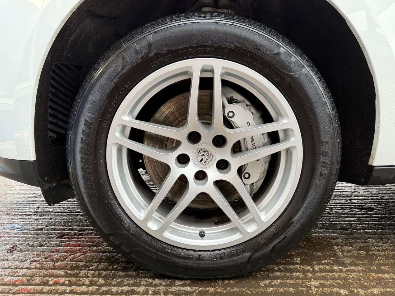 2018 PORSCHE MACAN 2018 PORSCHE MACAN