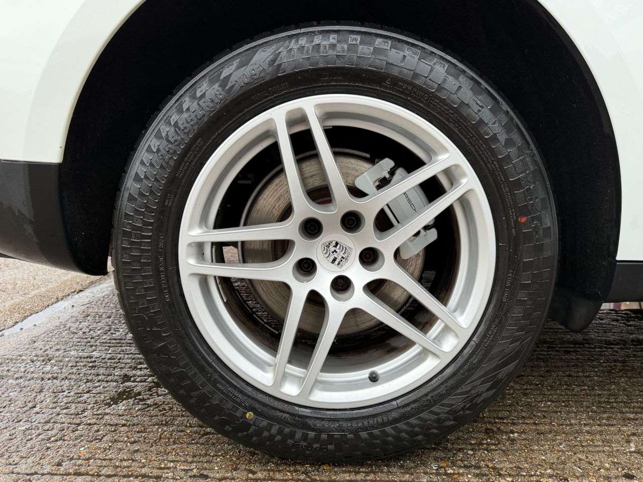 2018 PORSCHE MACAN 2018 PORSCHE MACAN