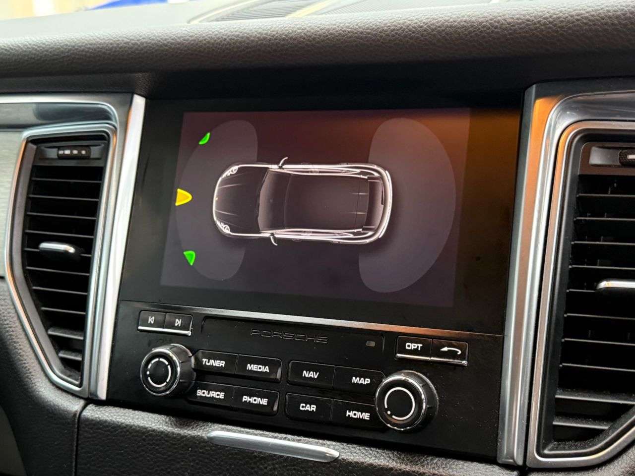 2018 PORSCHE MACAN 2018 PORSCHE MACAN