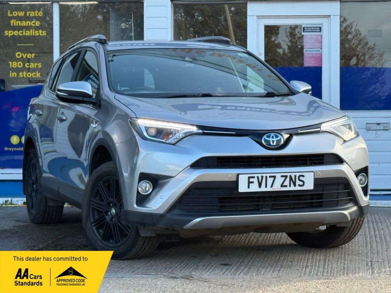 A 2017 TOYOTA RAV4 2.5 VVT-h Excel SUV 5dr Petrol Hybrid CVT 4WD Euro 6 (s/s) (Safety Sense, N A 2017 TOYOTA RAV4 2.5 VVT-h Excel SUV 5dr Petrol Hybrid CVT 4WD Euro 6 (s/s) (Safety Sense, N
