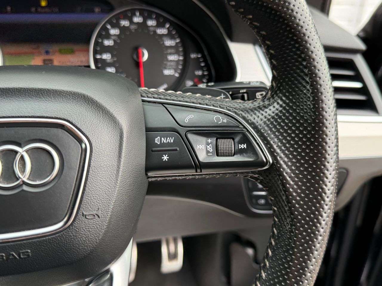 2017 AUDI Q7 2017 AUDI Q7