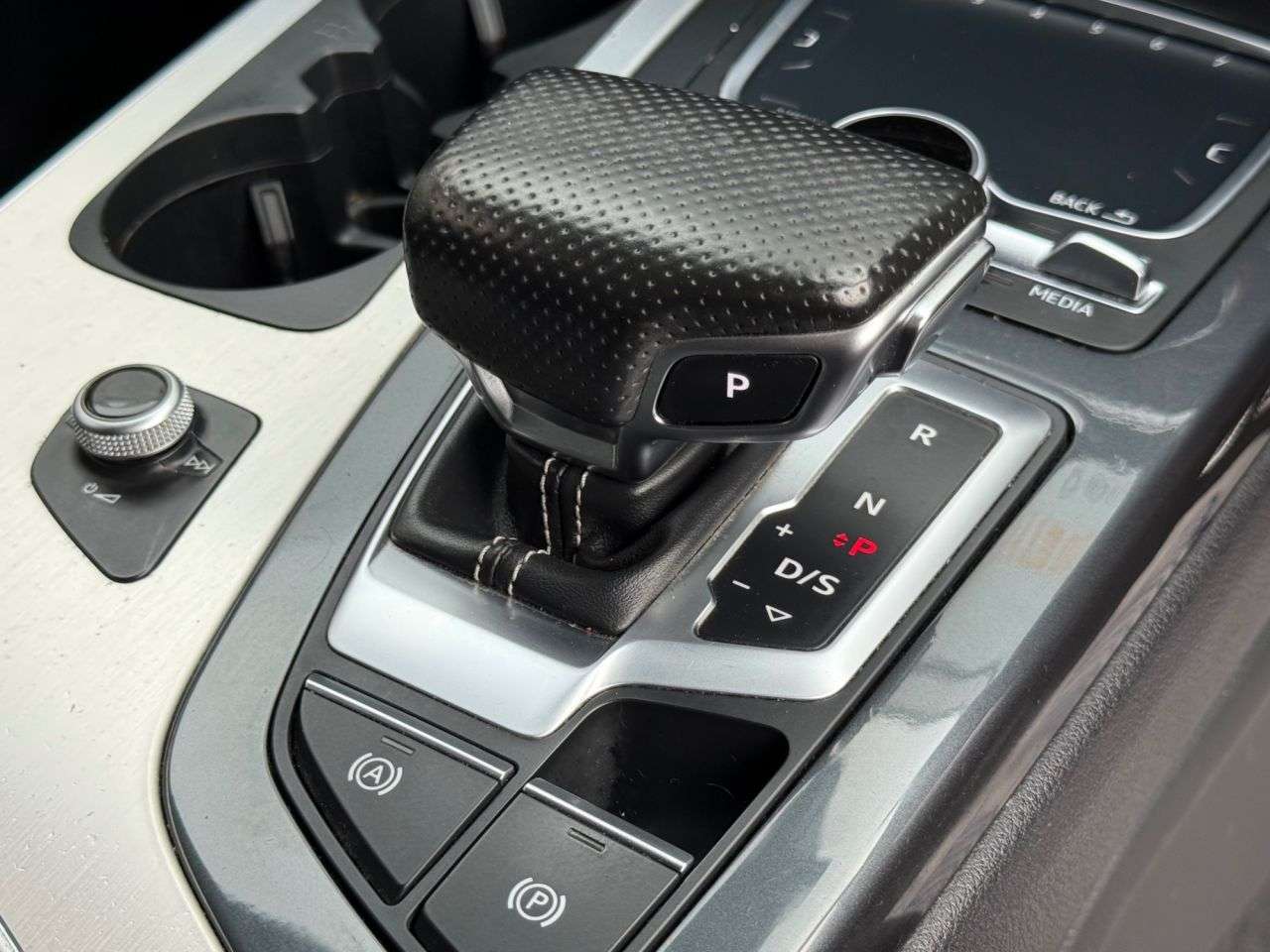 2017 AUDI Q7 2017 AUDI Q7