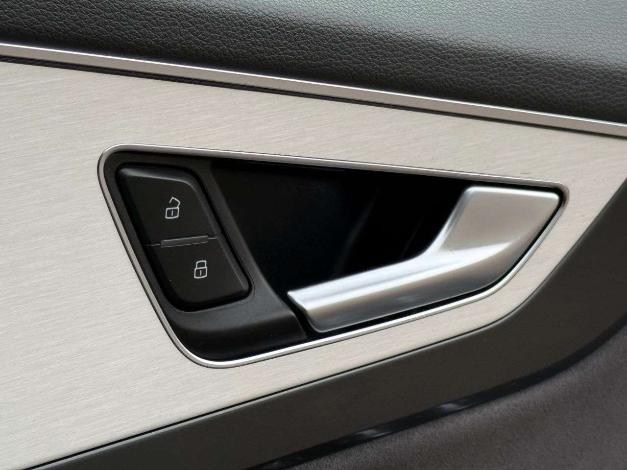 2017 AUDI Q7 2017 AUDI Q7