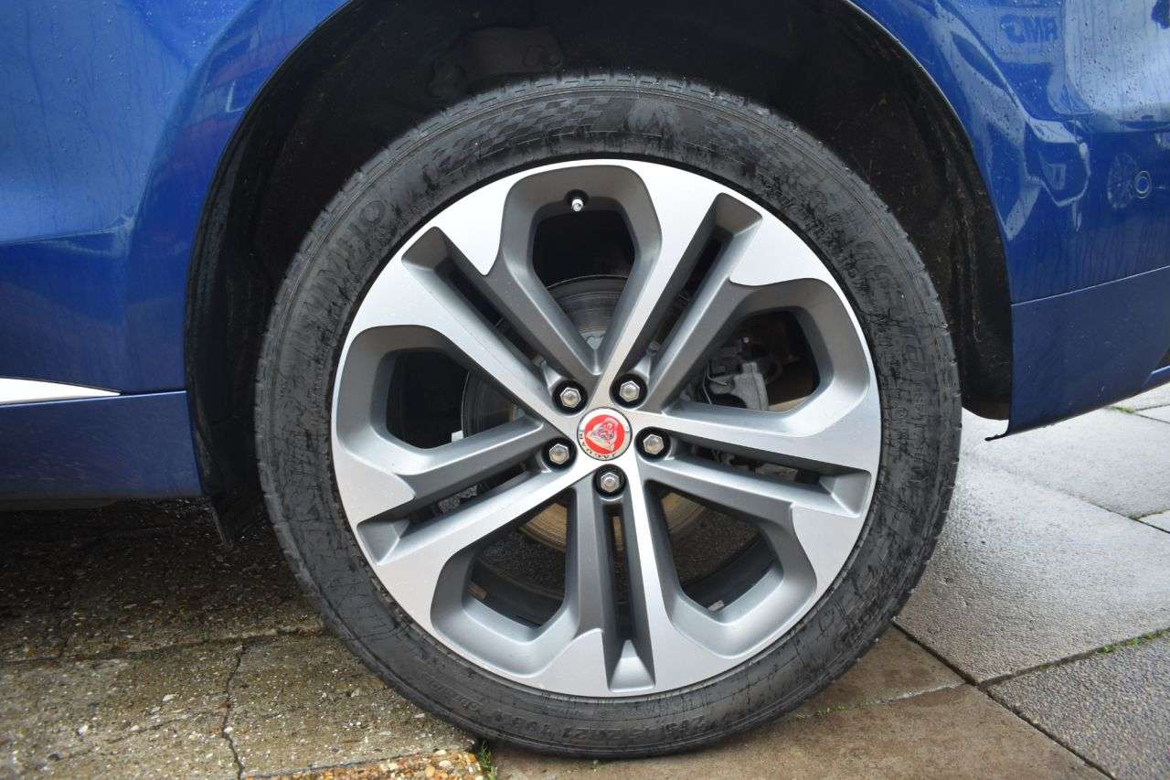 2021 JAGUAR F-PACE 2021 JAGUAR F-PACE