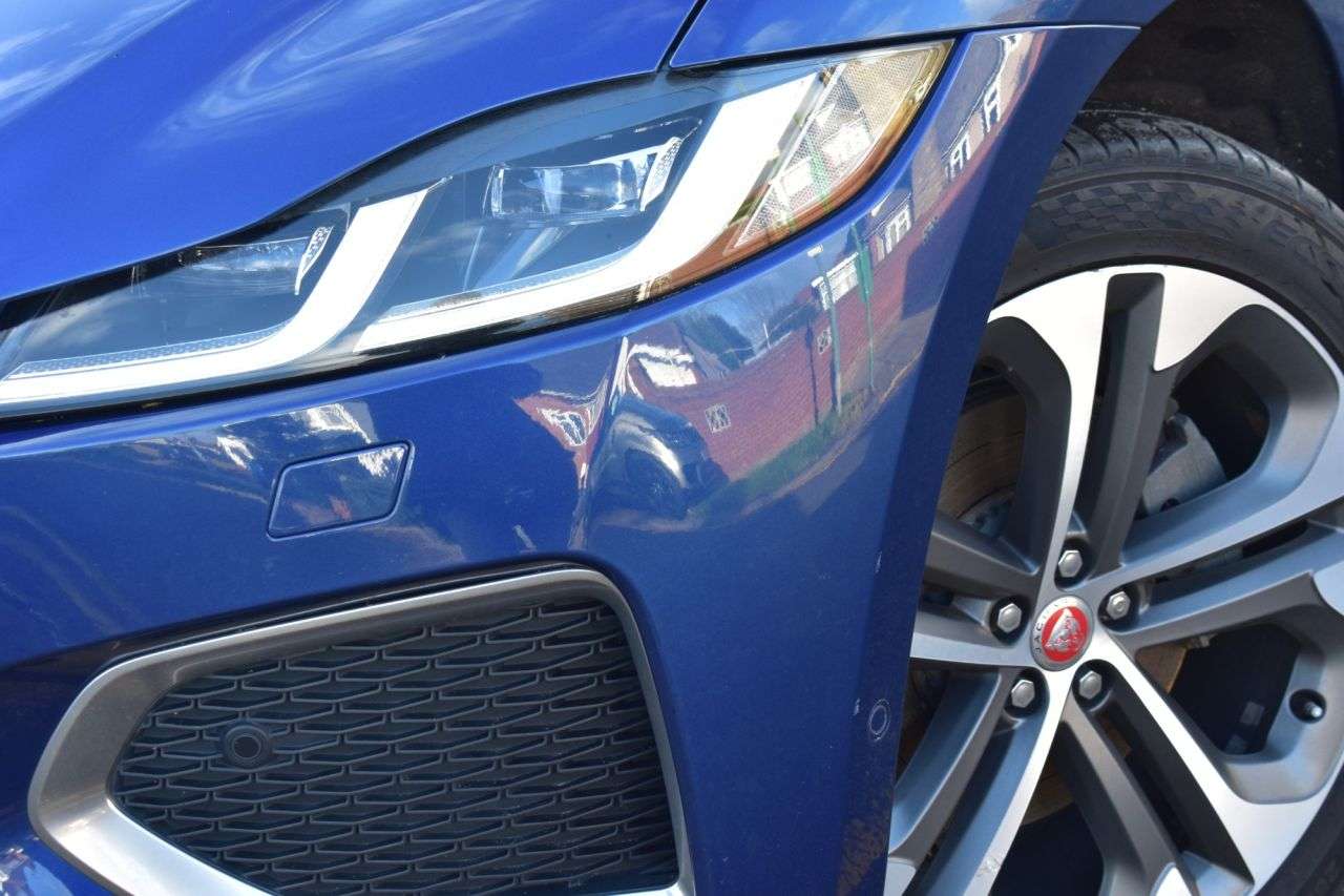 2021 JAGUAR F-PACE 2021 JAGUAR F-PACE