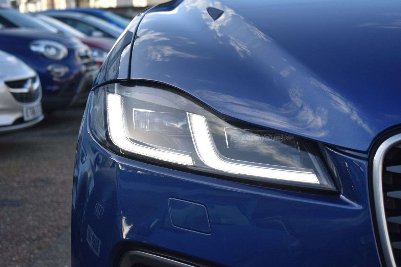 2021 JAGUAR F-PACE 2021 JAGUAR F-PACE