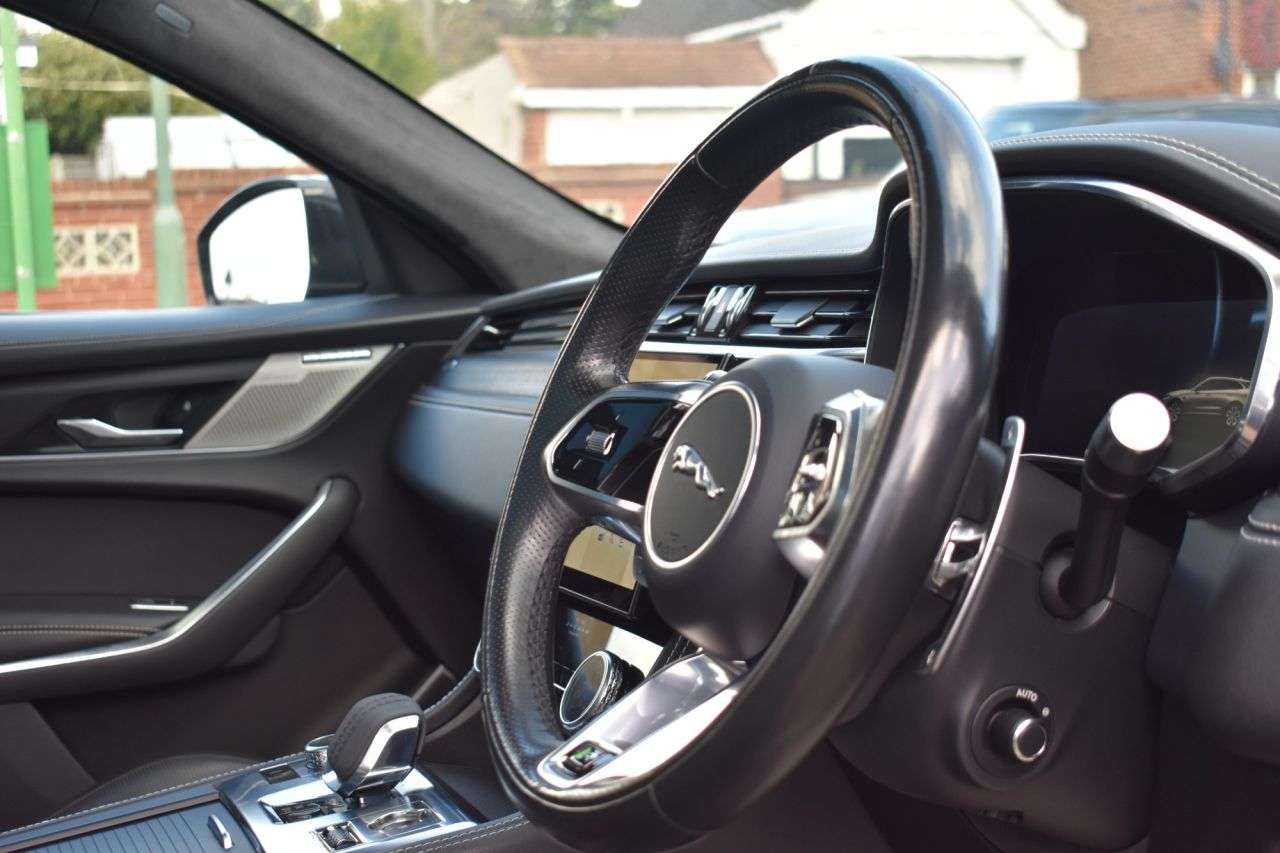 2021 JAGUAR F-PACE 2021 JAGUAR F-PACE