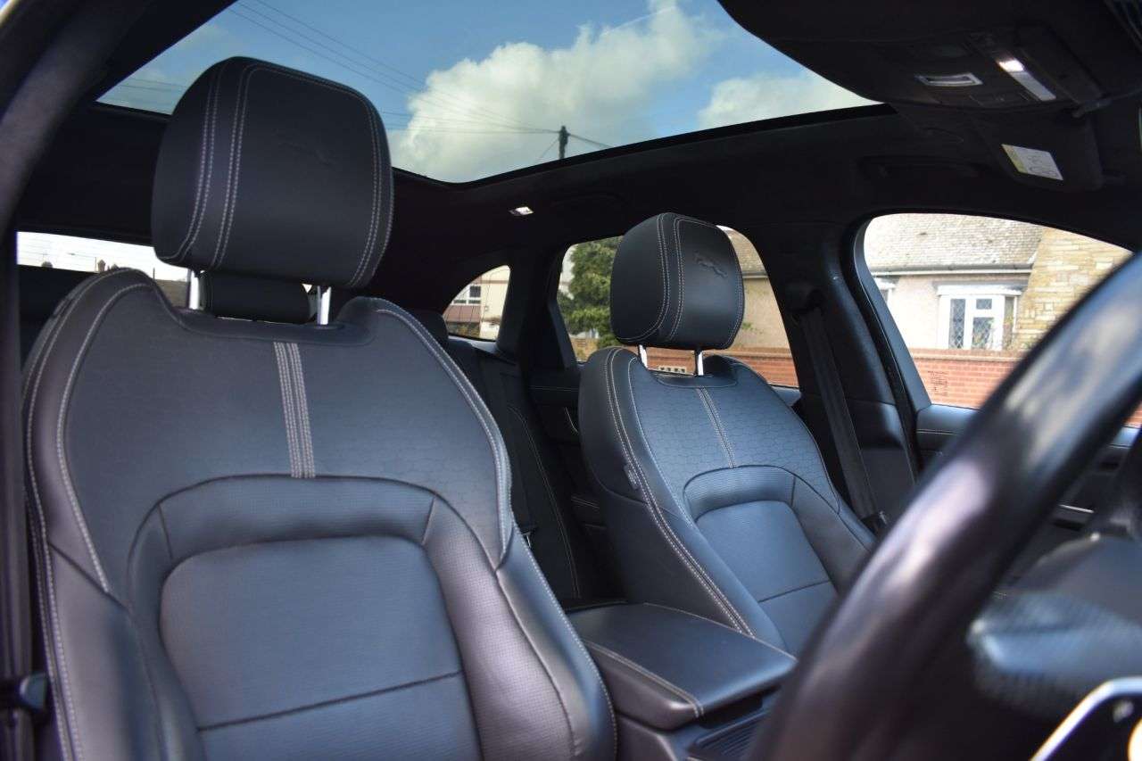 2021 JAGUAR F-PACE 2021 JAGUAR F-PACE