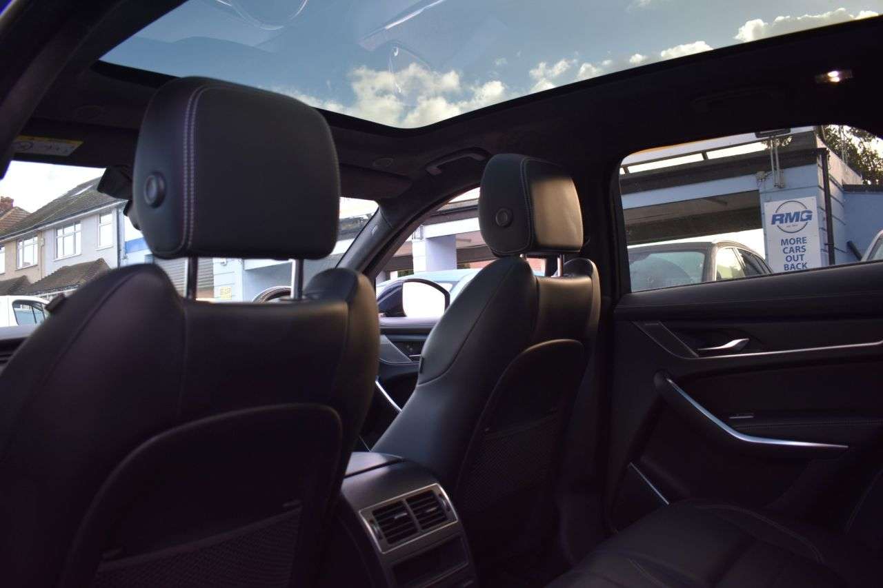 2021 JAGUAR F-PACE 2021 JAGUAR F-PACE