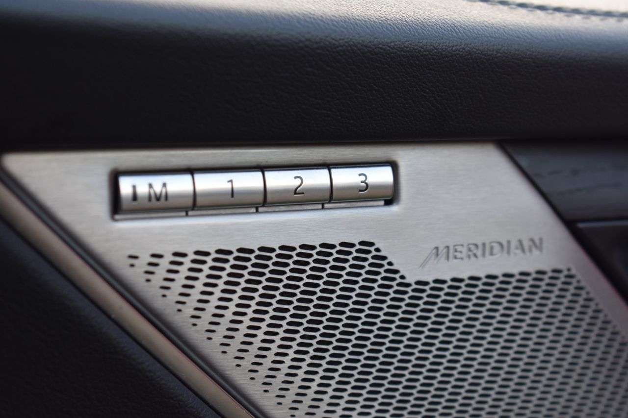 2021 JAGUAR F-PACE 2021 JAGUAR F-PACE