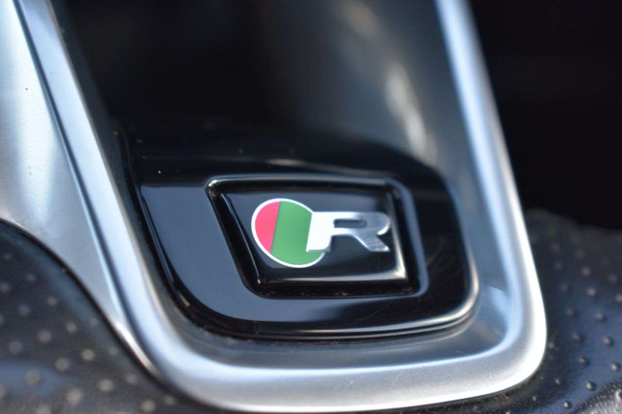 2021 JAGUAR F-PACE 2021 JAGUAR F-PACE